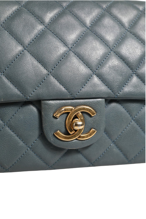 Chanel Blå Quiltet Skinn Crown Flap Skulderveske