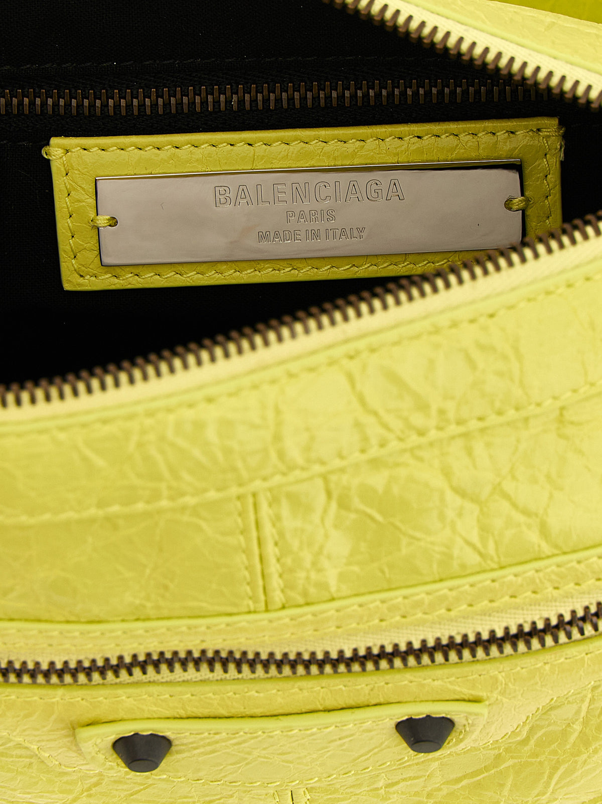 Balenciaga Le City Moto Mini skulderveske i neongult lammeskinn – bilde 4