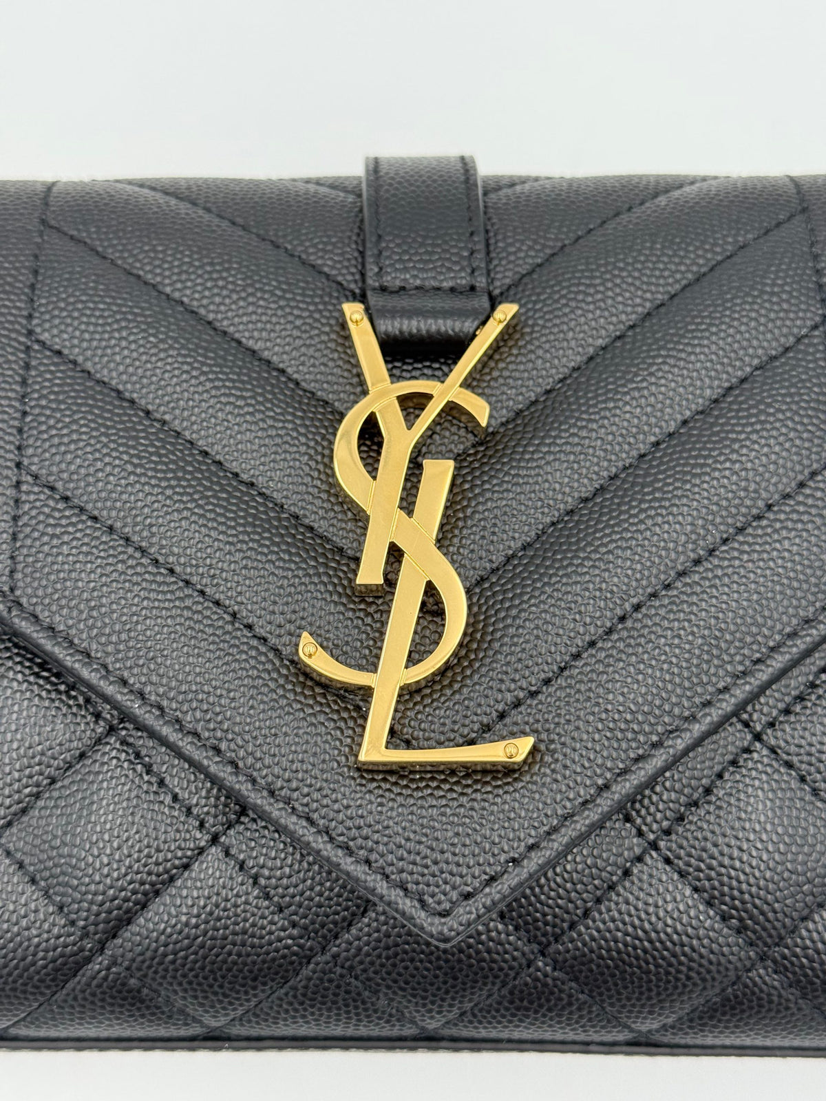 Saint Laurent Envelope Small skulderveske i svart grain de poudre-skinn – bilde 2