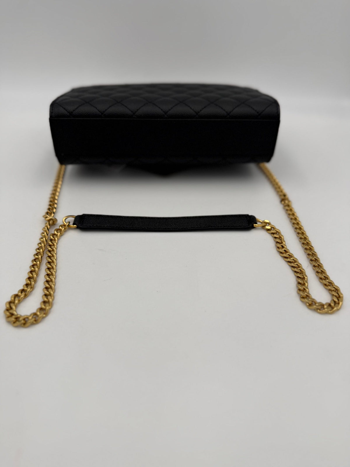 Saint Laurent Envelope Small skulderveske i svart grain de poudre-skinn – bilde 7