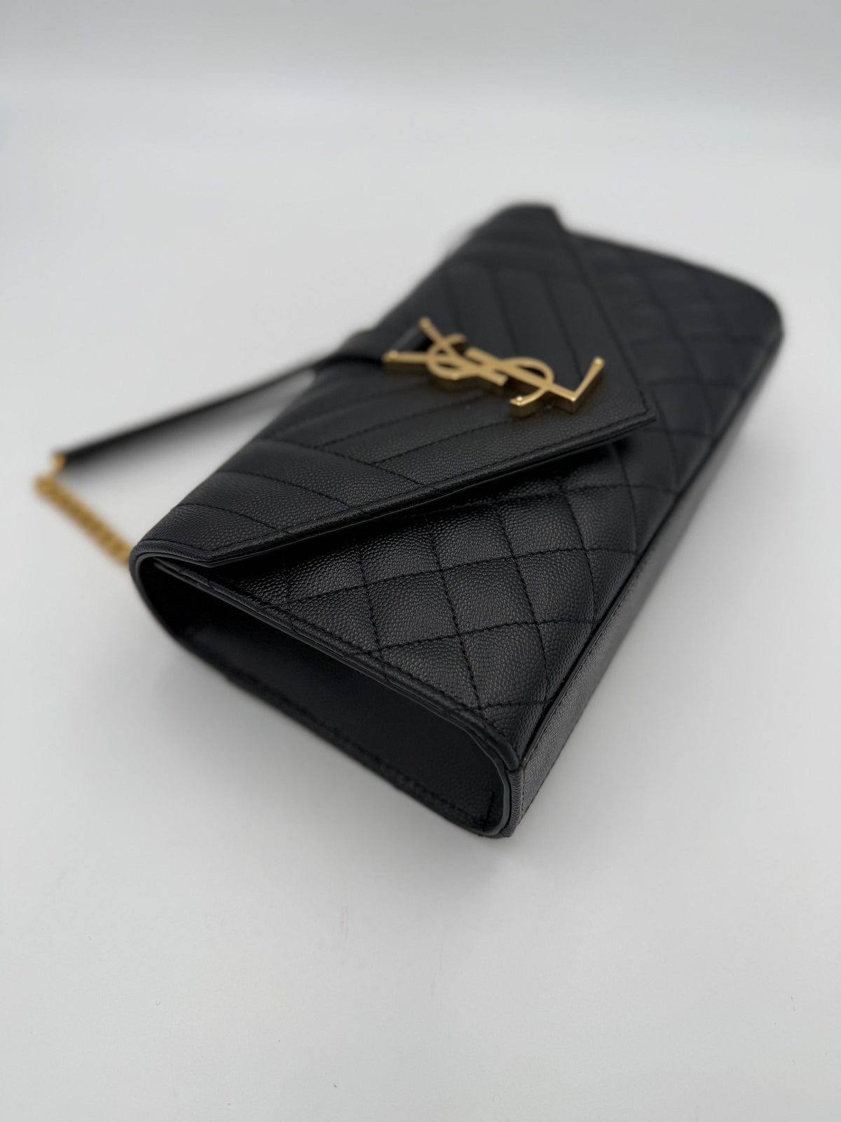 Saint Laurent Envelope Small skulderveske i svart grain de poudre-skinn – bilde 8
