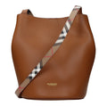 Burberry crossbody-veske i brunt skinn