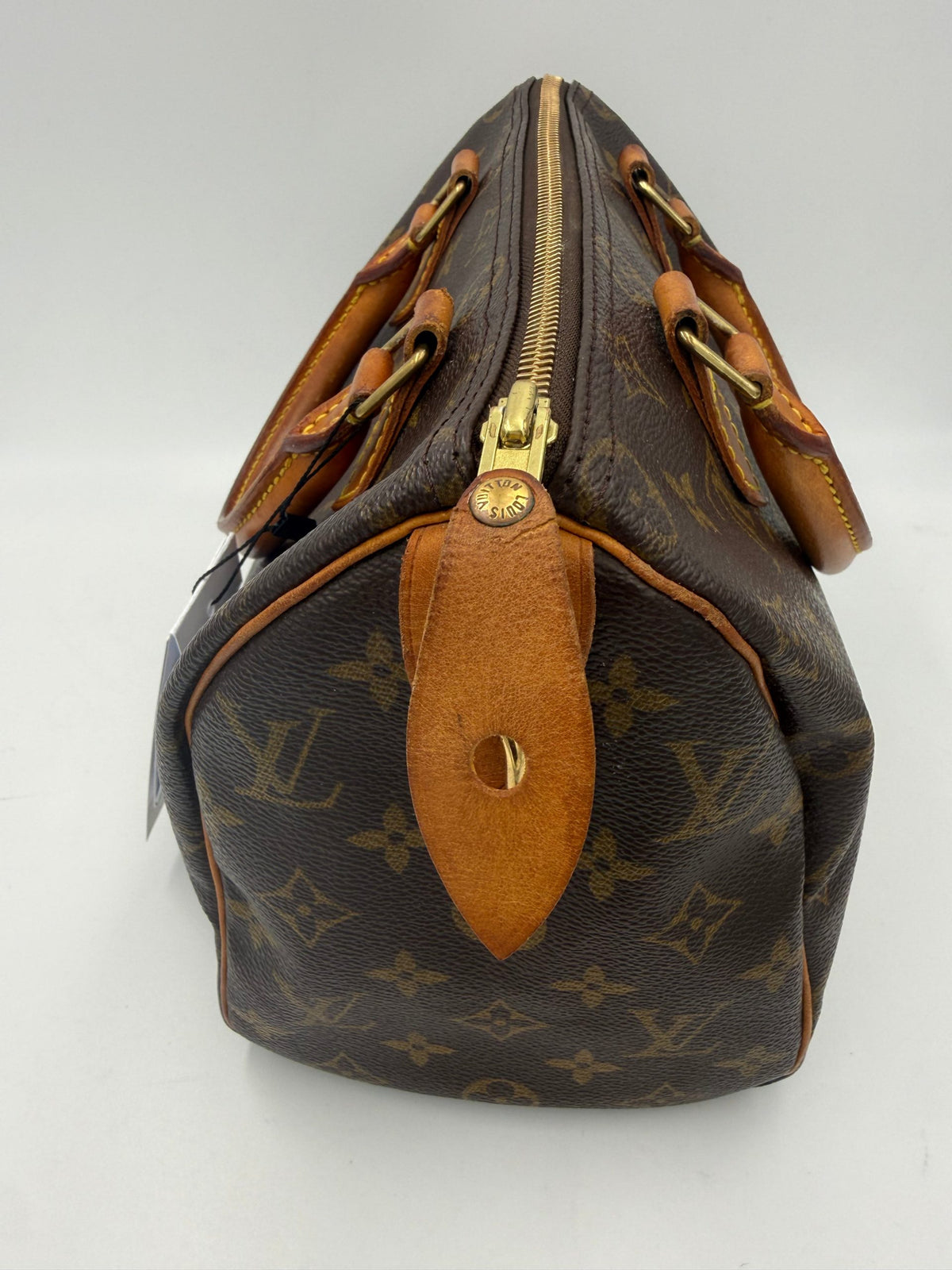 Louis Vuitton LOUIS VUITTON Speedy 25 Monogram Handbag