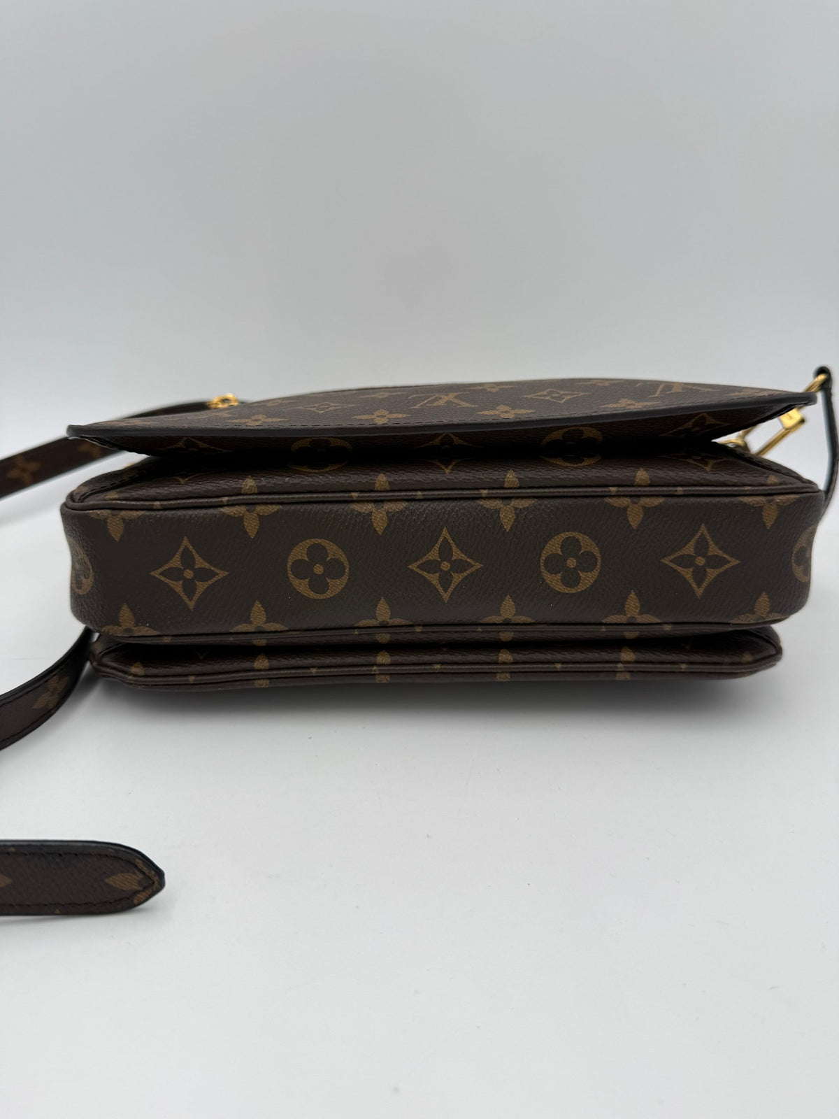 Louis Vuitton Métis Bandoulière veske i Monogram-canvas – bilde 6