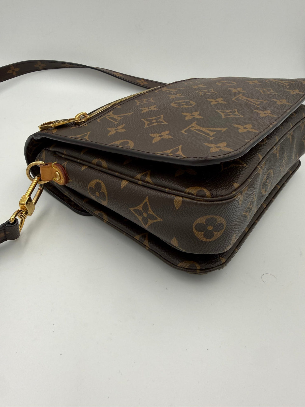 Louis Vuitton Métis Bandoulière veske i Monogram-canvas – bilde 7