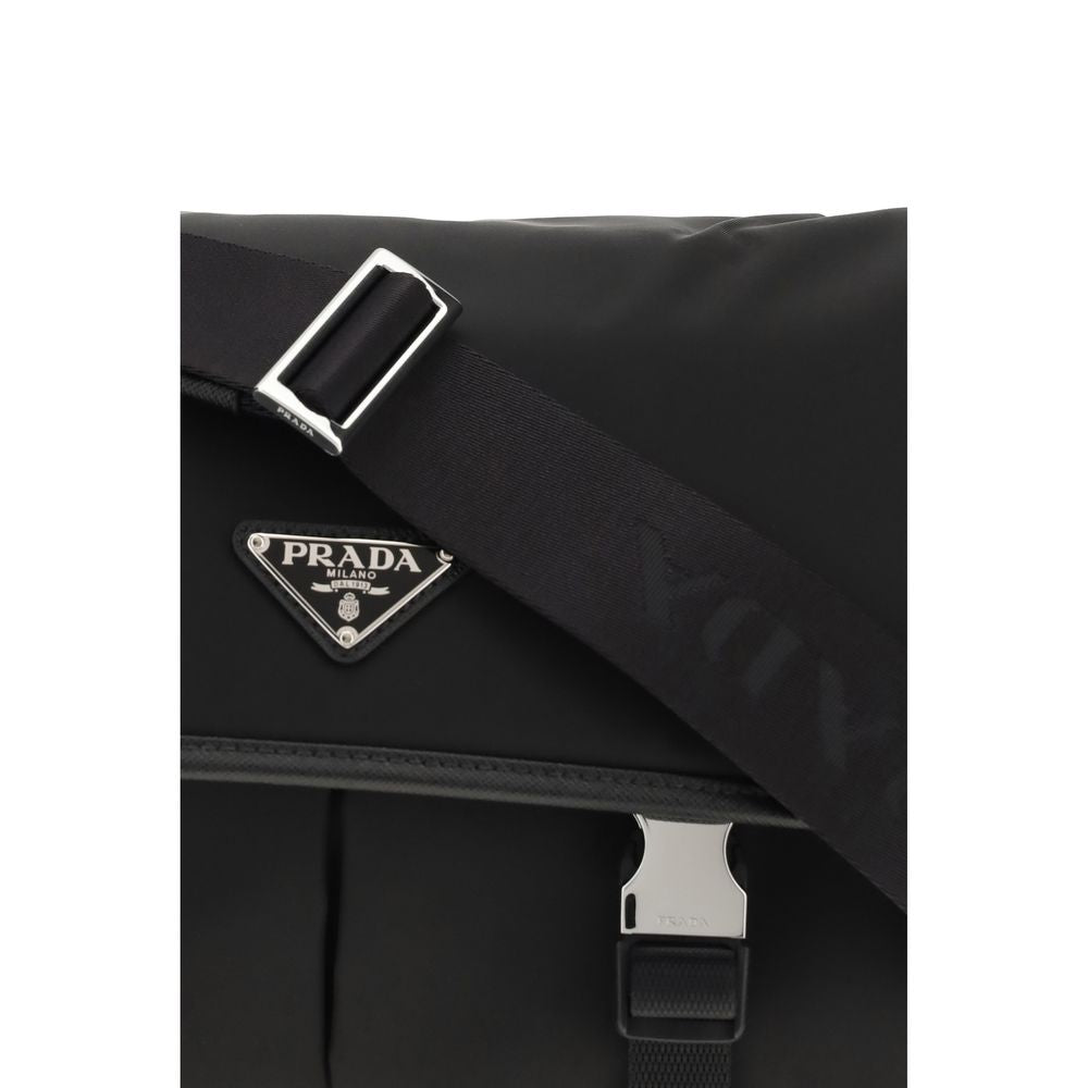 Prada Re-Nylon skulderveske i svart nylon og Saffiano-skinn – bilde 4
